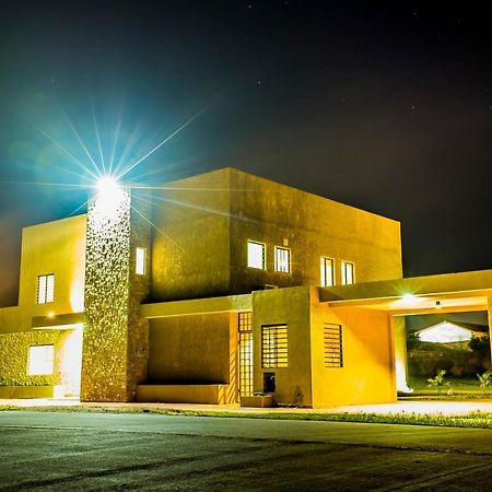 El Suto Apart Hotel San José de Chiquitos エクステリア 写真